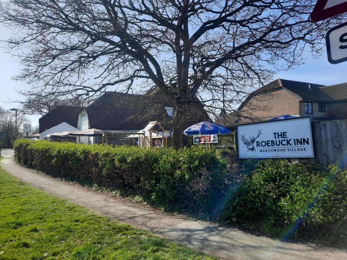 The Roebuck Inn Southampton Kültér fotó